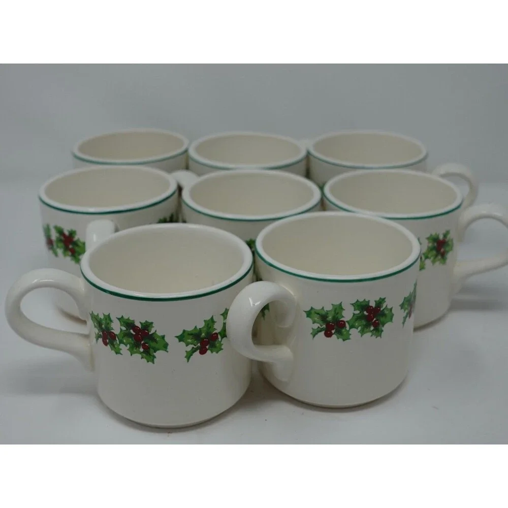Vintage Termocrisa Crisa Mexico Holly Berry Christmas Dinnerware Set for 8